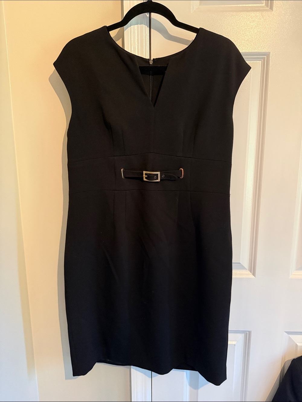 Kasper Black Midi Sheath Dress with Buckle Detail